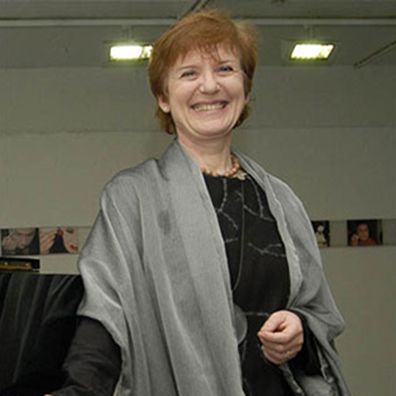 Prof. Violeta Dinescu