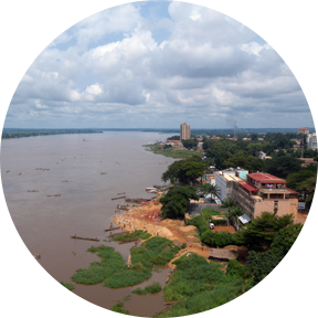 Downtown Bangui - Stadtbild und der Fluss Oubangui, Zentralafrikanische Republik.